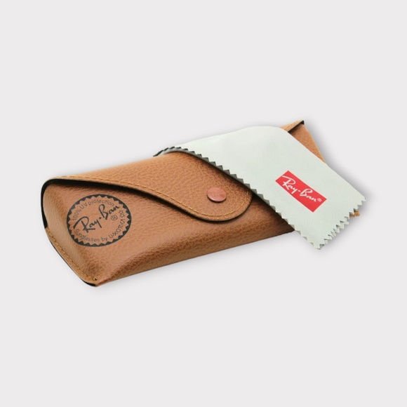 Ray-Ban Wayfarer Square Sunglasses. Black Frame, Green Polarized Lens. 50mm - Picture 6 of 6